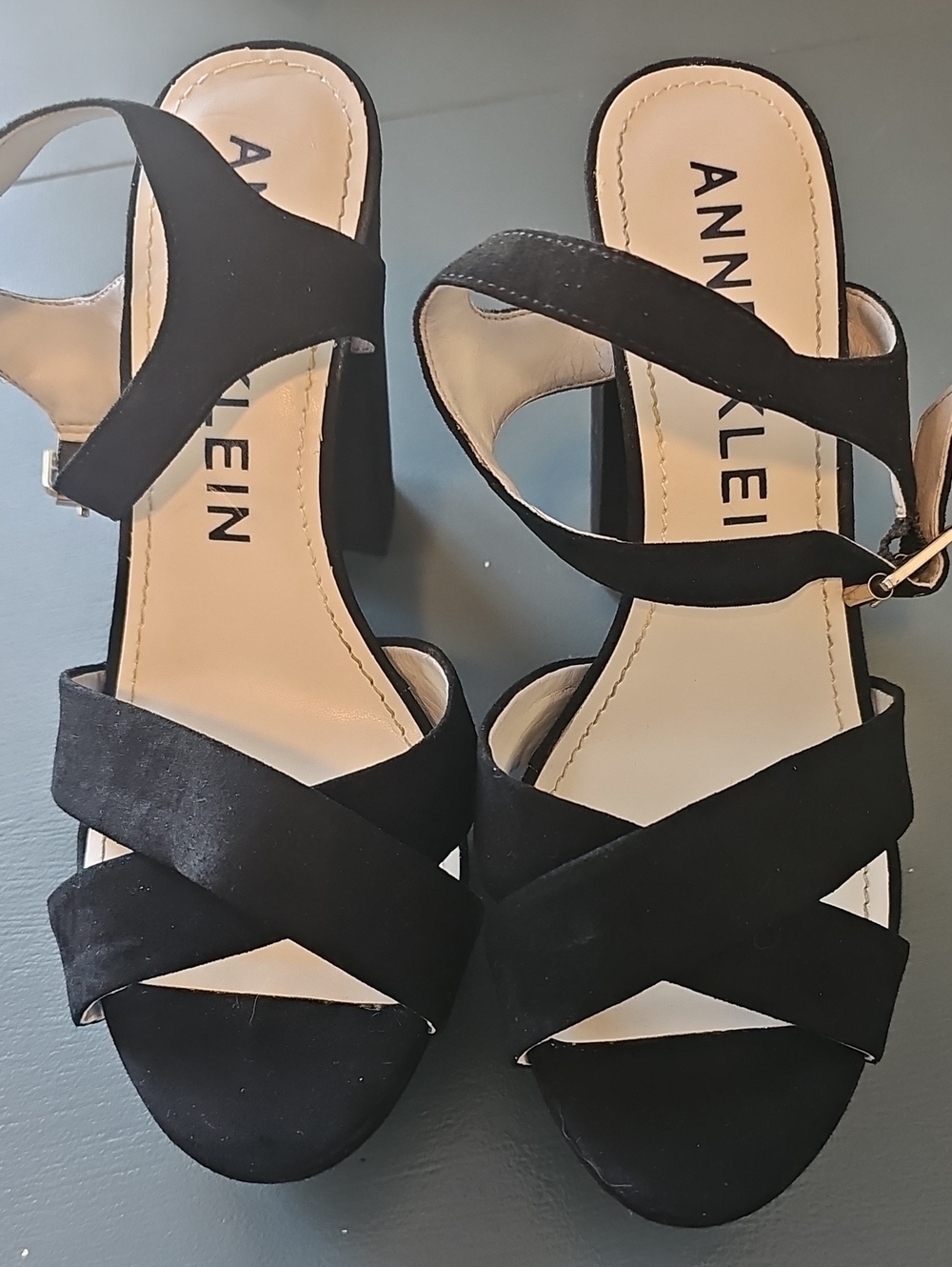 Anne Klein Black Suede Cross-Strap Block Heel Sandals‎ Size Size 8 Nice
